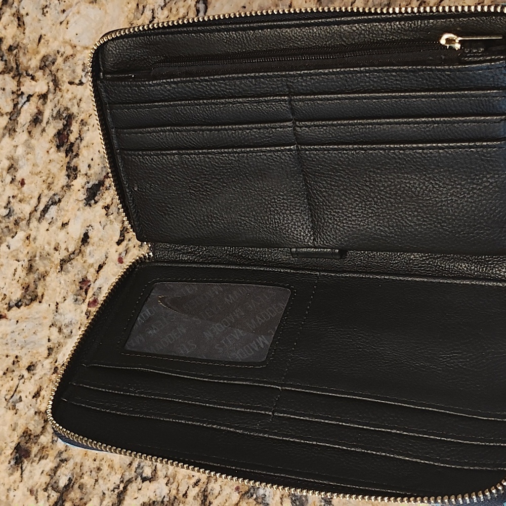 Steve Madden Zip Wallet - image 2